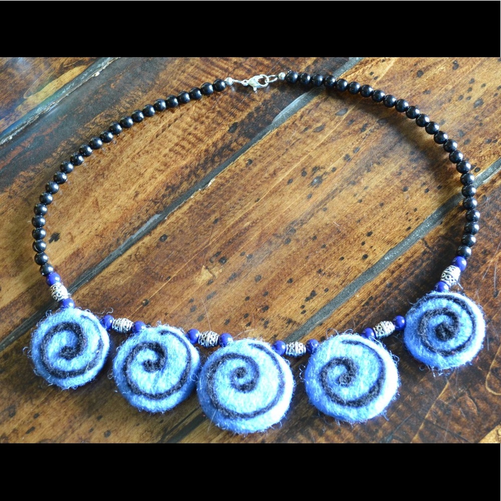 Neclace